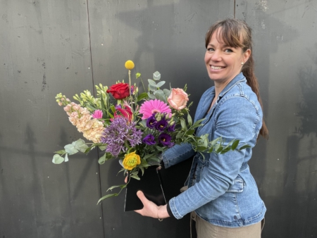 Fries voorjaarsboeket 2022 bloemen boeket He-as Binnema Heerenveen Sneek Friesland